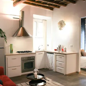 https://chillingmonti.it-romehotels.com